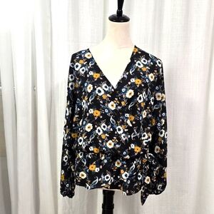 2/$30‎ Nine Britton Floral Wrap Womens Blouse Size M